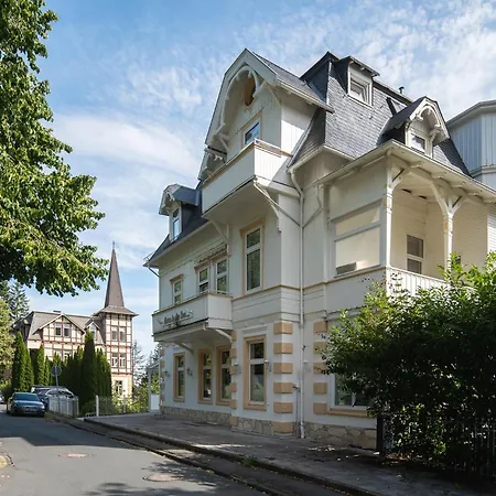 Maria Luise * 巴特哈尔茨堡